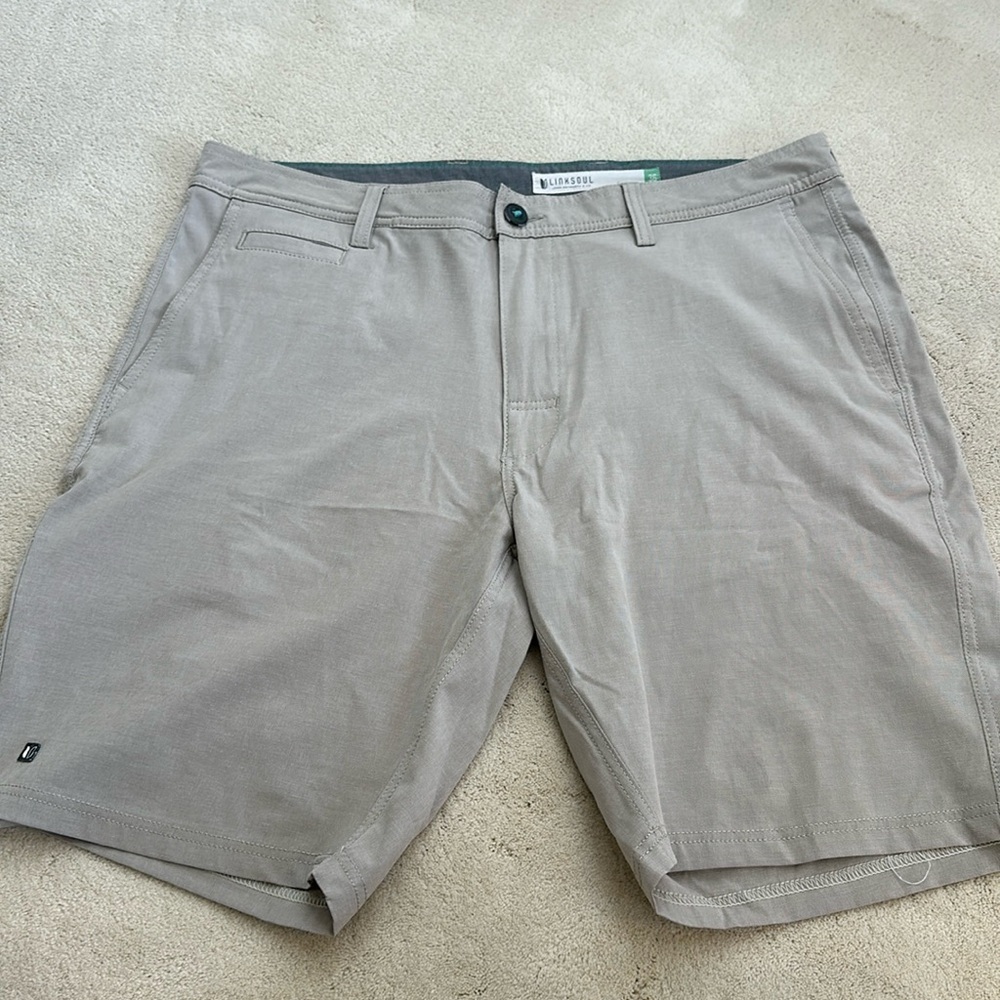Linksoul Golf Shorts Men’s Khaki Performance Stretch Fabric Size 36